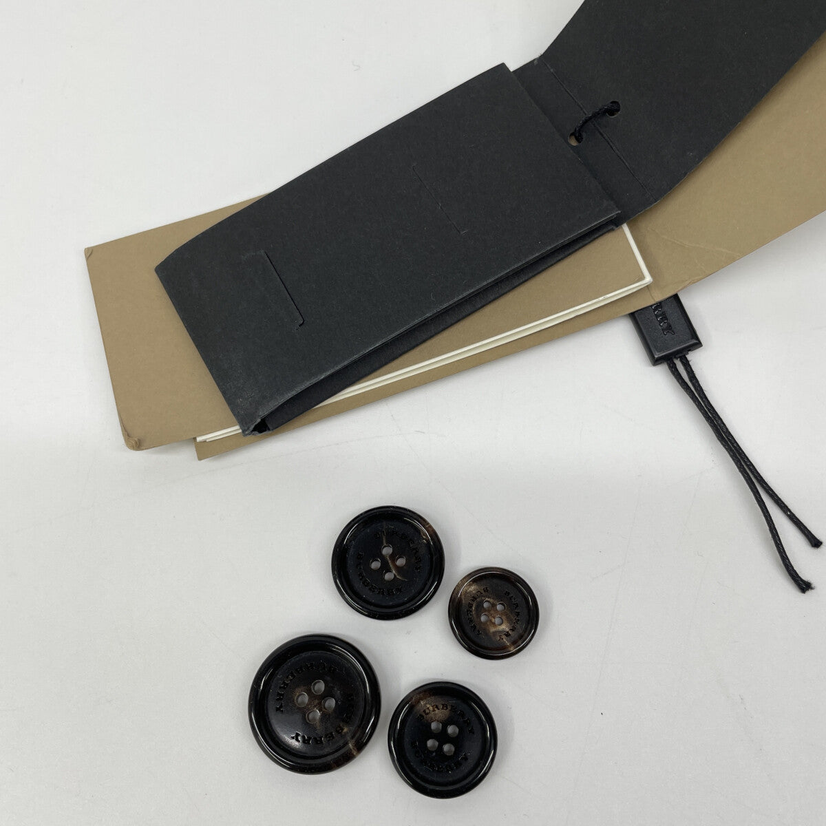 BURBERRY バーバリー ﾍﾞｰｼﾞｭ KENSINGTON LONG ﾄﾚﾝﾁｺｰﾄ コート 38