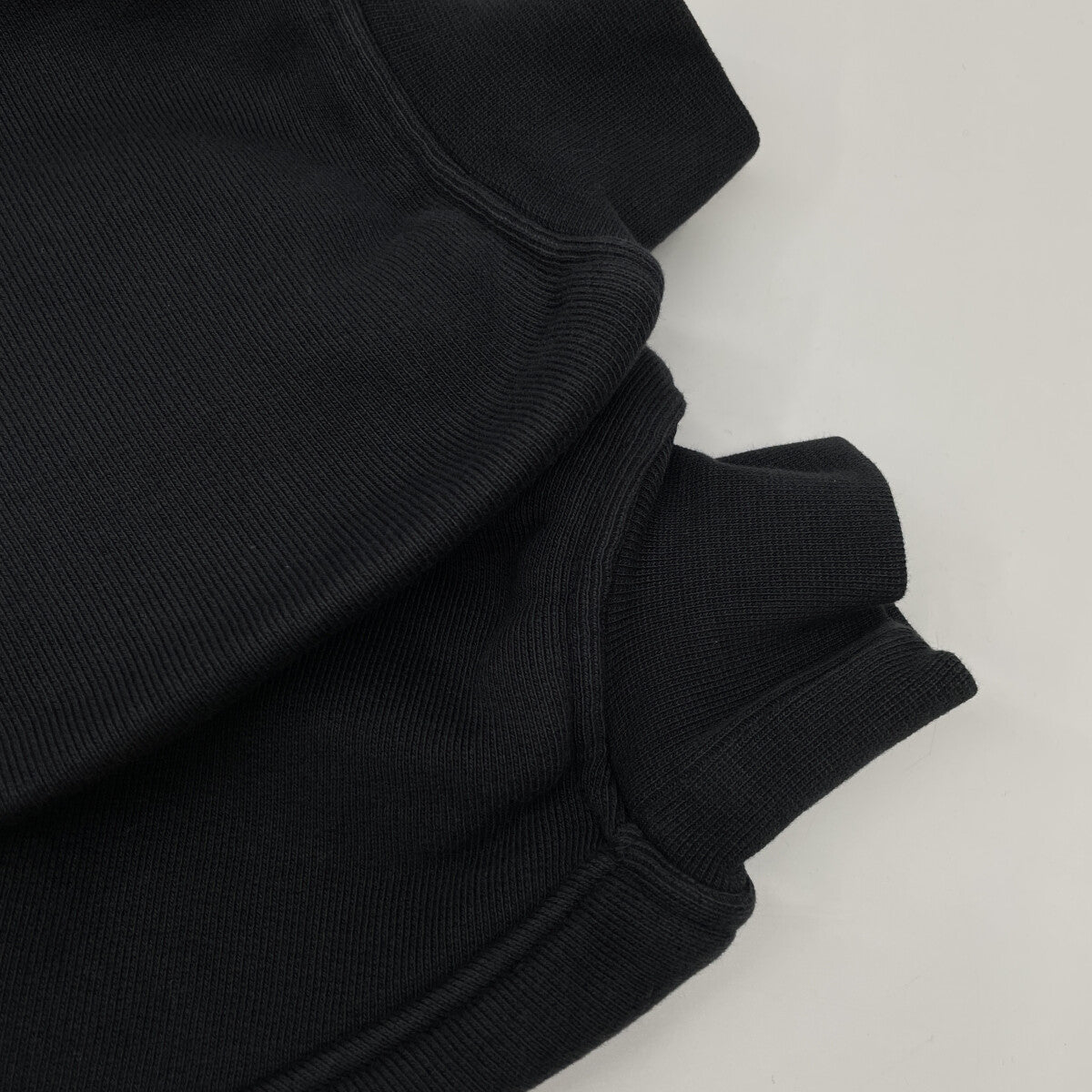 ALEXANDER WANG アレキサンダーワン ﾌﾞﾗｯｸ ｸﾛｯﾌﾟﾄﾞ ﾛﾝｸﾞｽﾘｰﾌﾞ ﾌｰﾃﾞｨ ｽｳｪｯﾄ トップス ＸＳ