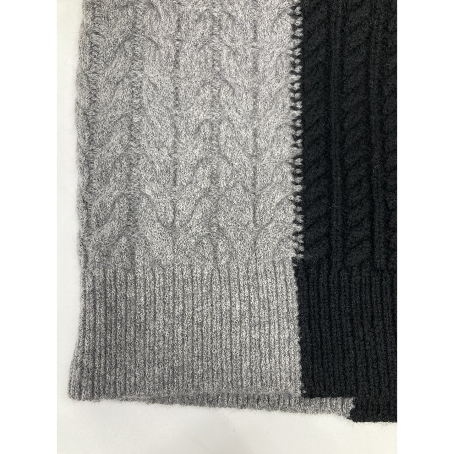 1piu1uguale3 ウノピゥウノウグァーレトレ MRK278 ﾌﾞﾗｯｸ×ｸﾞﾚｰ CRAZY CABLE CREW ｹｰﾌﾞﾙｸﾙｰﾈｯｸﾆｯﾄ トップス Ⅲ