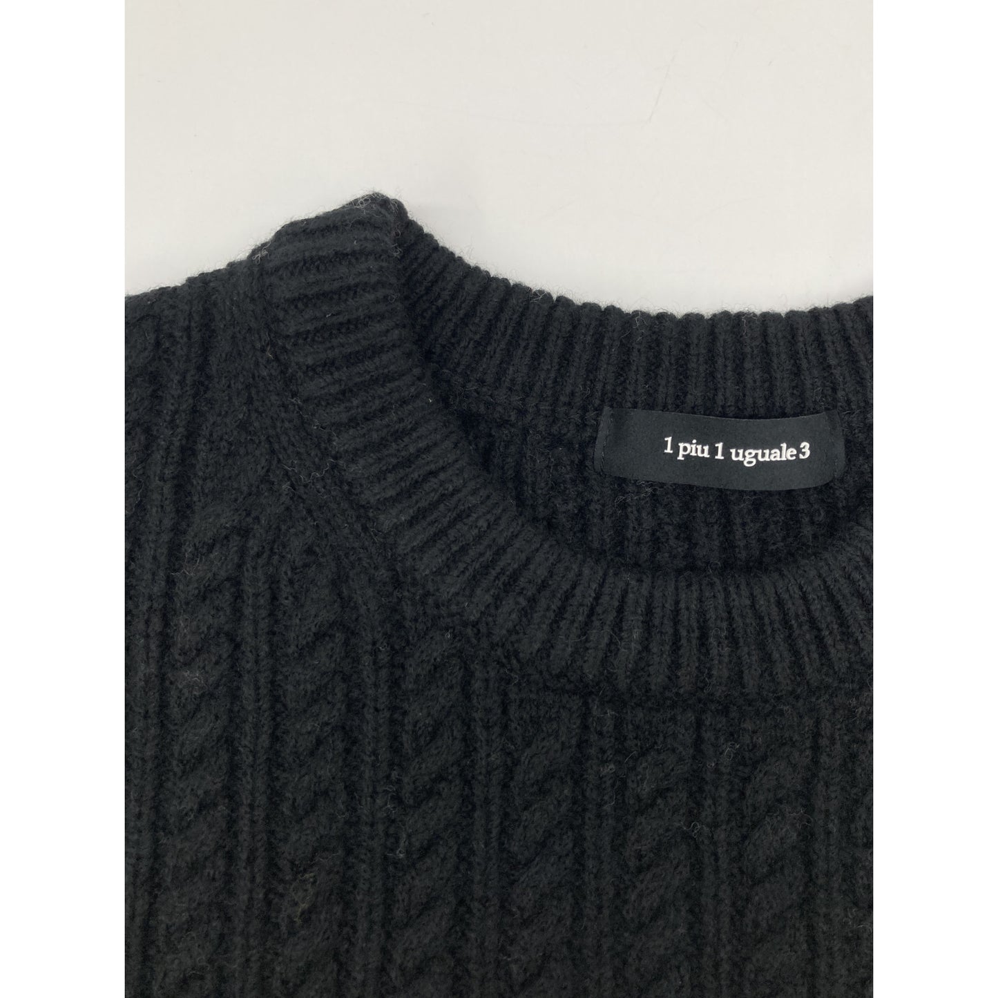 1piu1uguale3 ウノピゥウノウグァーレトレ MRK278 ﾌﾞﾗｯｸ×ｸﾞﾚｰ CRAZY CABLE CREW ｹｰﾌﾞﾙｸﾙｰﾈｯｸﾆｯﾄ トップス Ⅲ