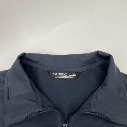 ARC'TERYX アークテリクス X000009640 24年製 ﾈｲﾋﾞｰ KYANITE LIGHTWEIGHT JACKET ｶｲﾔﾅｲﾄ ﾗｲﾄｳｪｲﾄ ｼﾞｬｹｯﾄ ジャケット S
