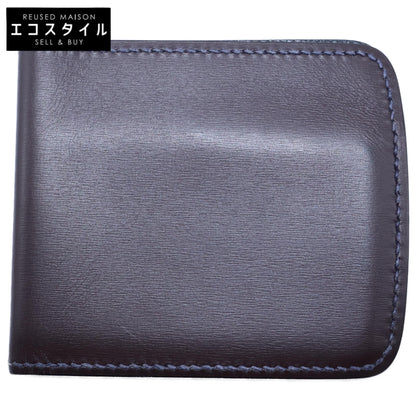 T MBH タクヤ エムビーエイチ レザー 二つ折り財布（小銭入れなし）