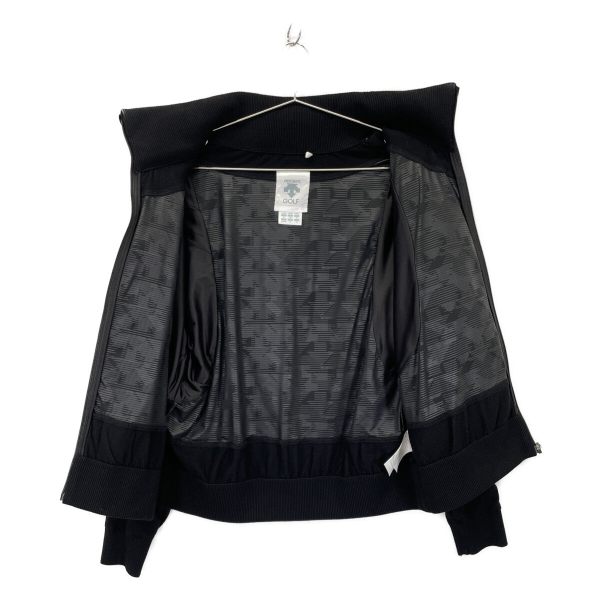 DESCENTE デサント ﾎﾜｲﾄ×ﾌﾞﾗｯｸ ﾄﾞｯｷﾝｸﾞ ﾄｯﾌﾟｽ トップス M