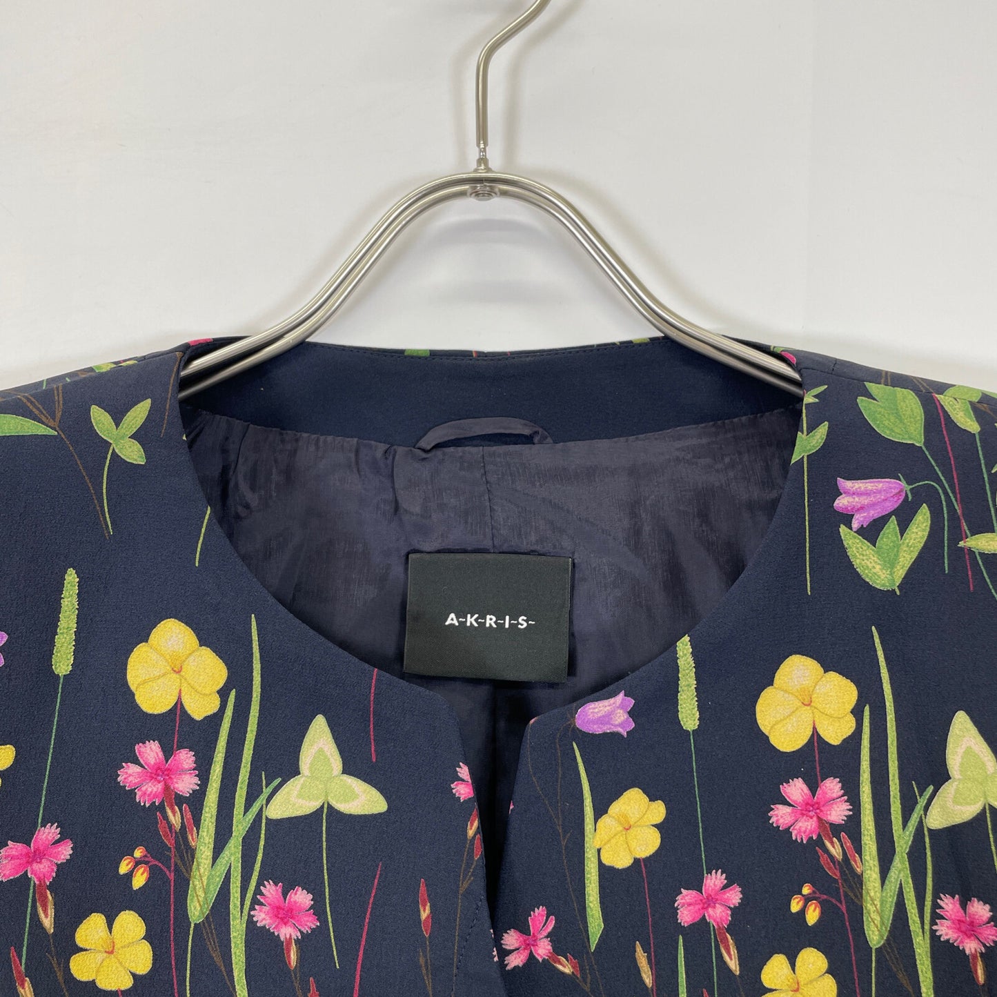 AKRIS アクリス ネイビー シルク フラワー ノーカラージャケット ジャケット 42