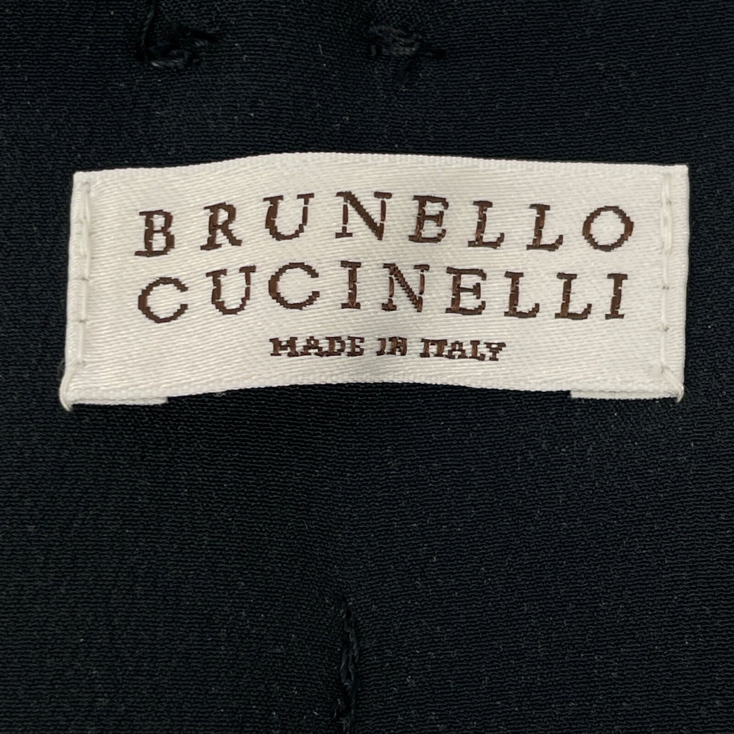 BRUNELLO CUCINELLI ブルネロクチネリ ﾈｲﾋﾞｰ 23年 MP097P8239 ﾓﾆｰﾚ装飾 1P ﾃｰﾊﾟｰﾄﾞ ﾊﾟﾝﾂ ボトムス 36