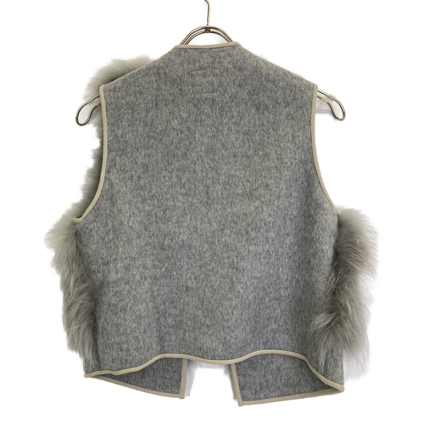 SOV. ソブ ダブルスタンダード 【美品】0305-410-233 ホワイトラクーン ファー ベスト 36