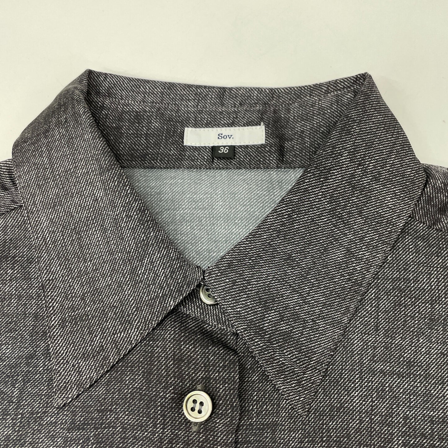 SOV. ソブ ダブルスタンダード 25年製 ｸﾞﾚｰ ｻﾃﾝﾃﾞﾆﾑﾌﾟﾘﾝﾄｸﾛｯﾌﾟﾄﾞｼｬﾂ トップス 36