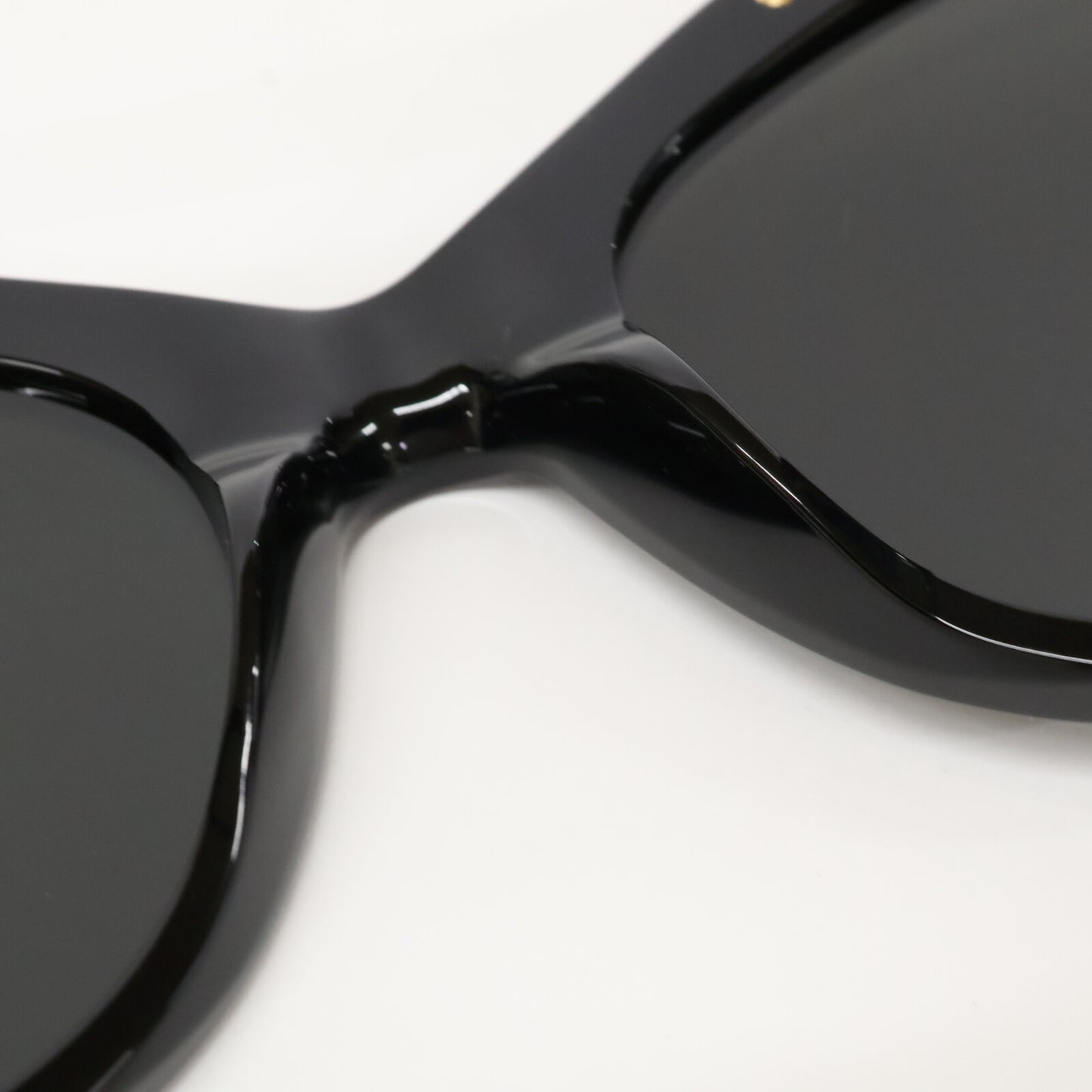 Alexander McQueen アレキサンダーマックイーン 【美品】AM0181S 001 ビジュー キャットアイ サングラス 55□21-145