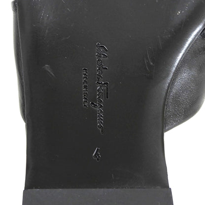 Salvatore Ferragamo サルヴァトーレフェラガモ ヴァラ リボントゥ フラット スライド サンダル レディース ブラック 4 シューズ 4